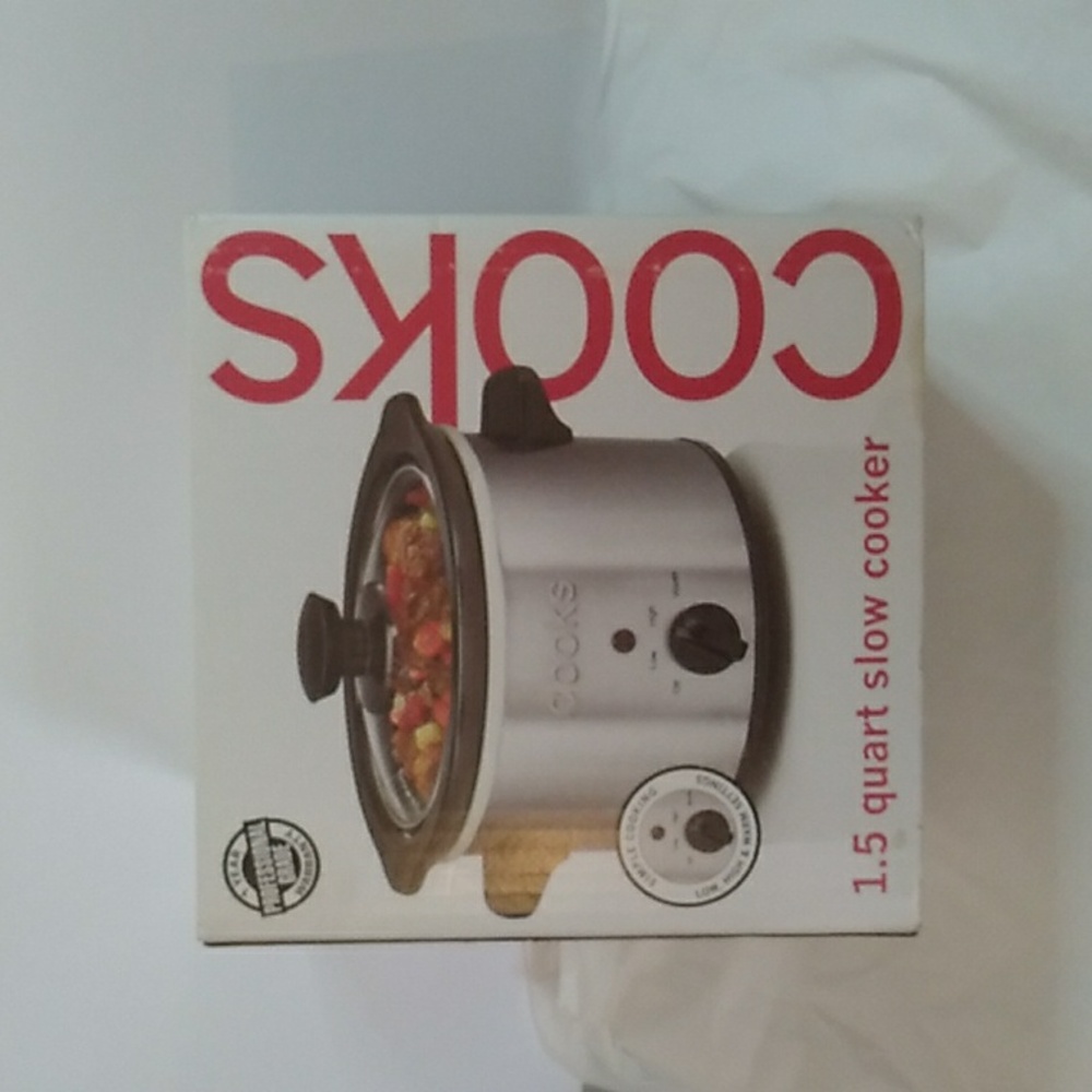 Cooks 1.5 quart slow cooker
